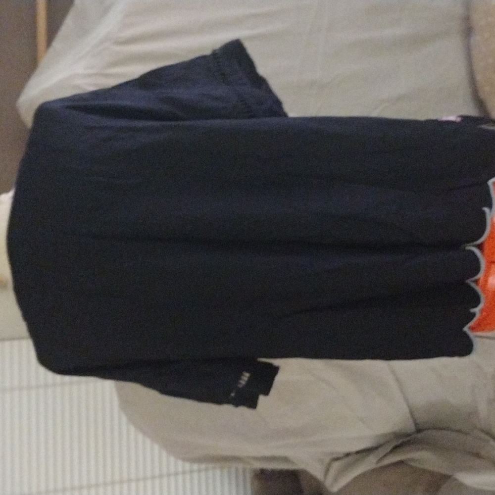 Shirt - Picture 2 of 3